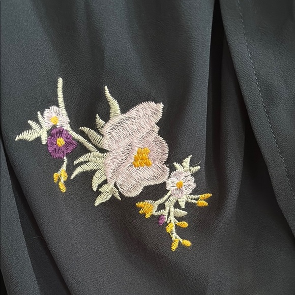 Altar'd State Navy with embroidered flowers 3/4 Sleeve Tie Blouse - Picture 4 of 6